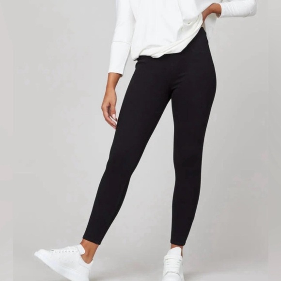 SPANX Black Colored Jegging Style Ankle Leggings SIZE M  #20018R - Picture 1 of 9